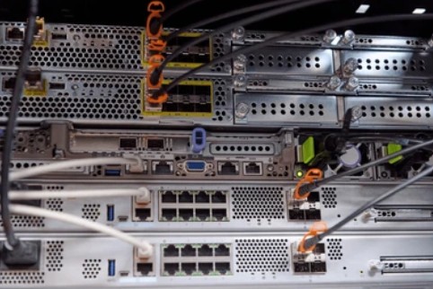 Déploiement de la solution 3CX sur un réseau informatique